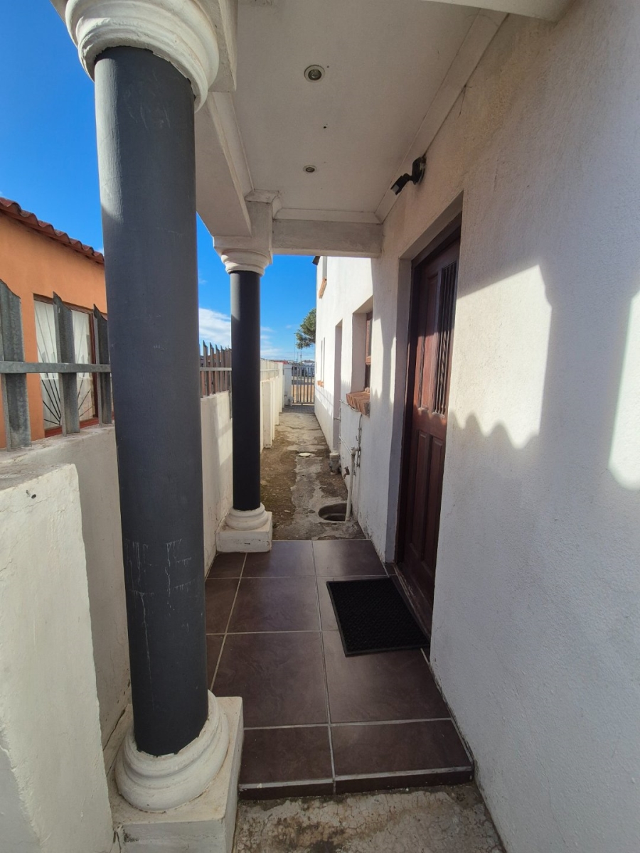 5 Bedroom Property for Sale in Motherwell Eastern Cape